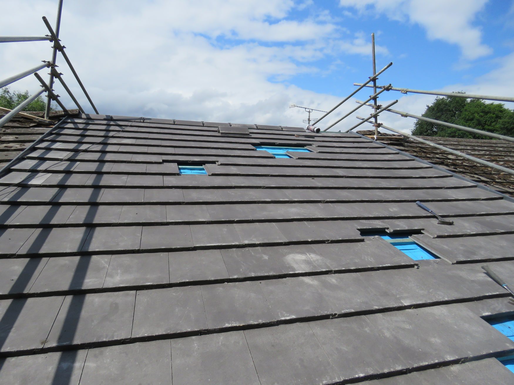 Natural slate roof repair in Fowey